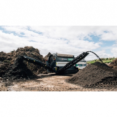 ecotec-tts-518t-tracked-trommel-screen-mulch.jpg